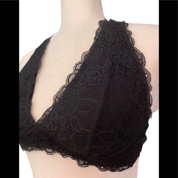 Free Press black lace halter bralette size L - Picture 1 of 11